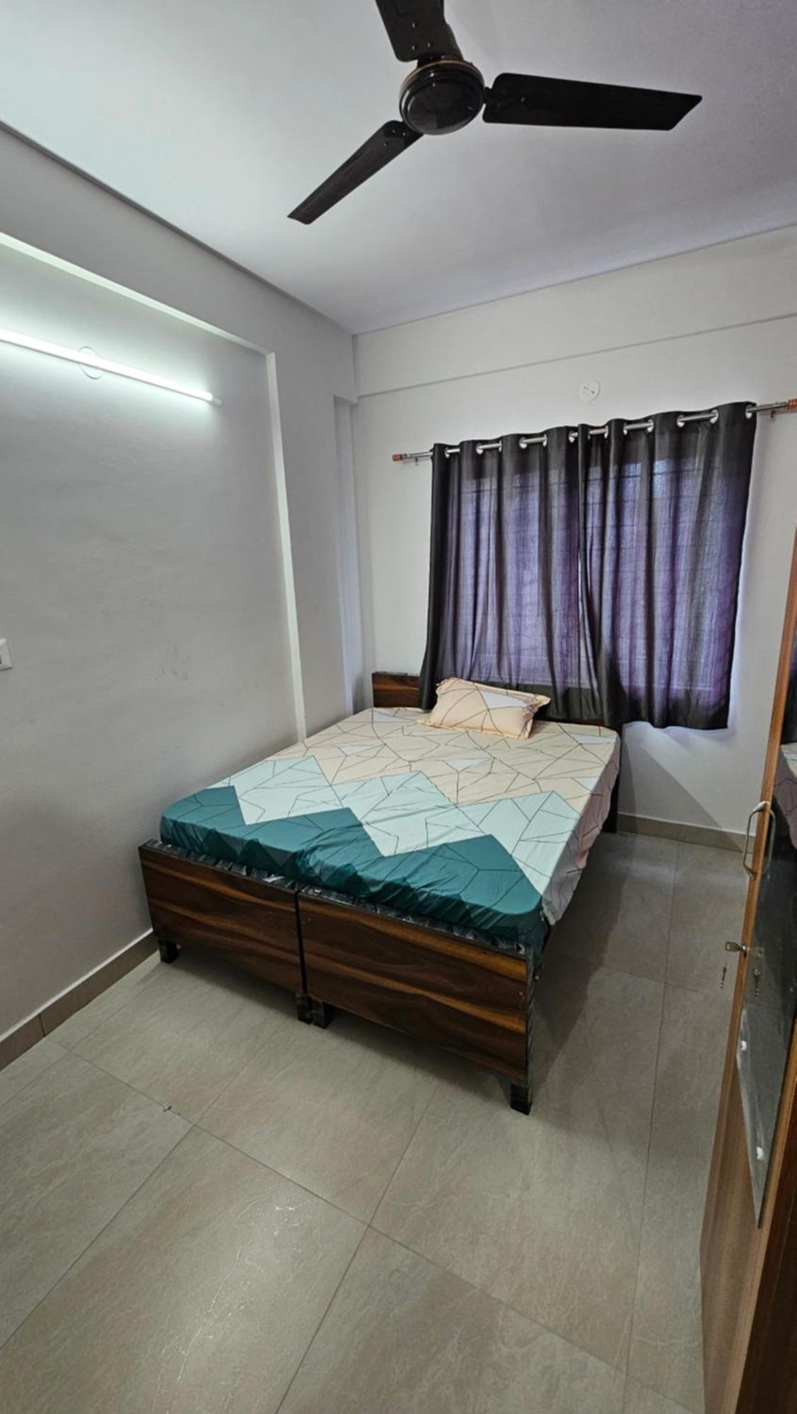 V2 Rooms Bangalore Zimmer foto
